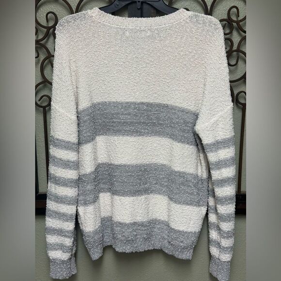 Knox Rose grey/white block knit sweater - Picture 2 of 4